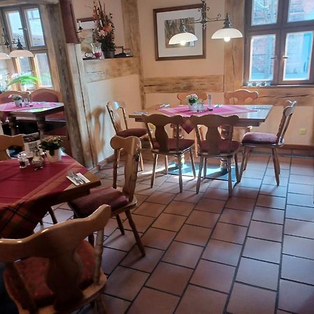 Up Hus Hotel Neuruppin Eksteriør bilde